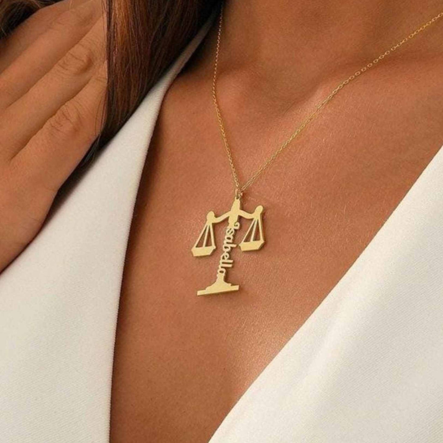 Personalized Advocate Name Necklace – 22-Carat Gold Plated