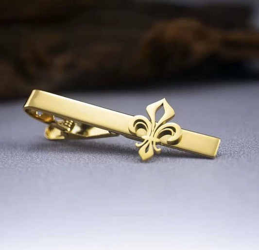 Elegant Gold-Plated Fleur-de-lis Tie Clip